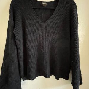 Soft black sweater w/ bell sleeves
